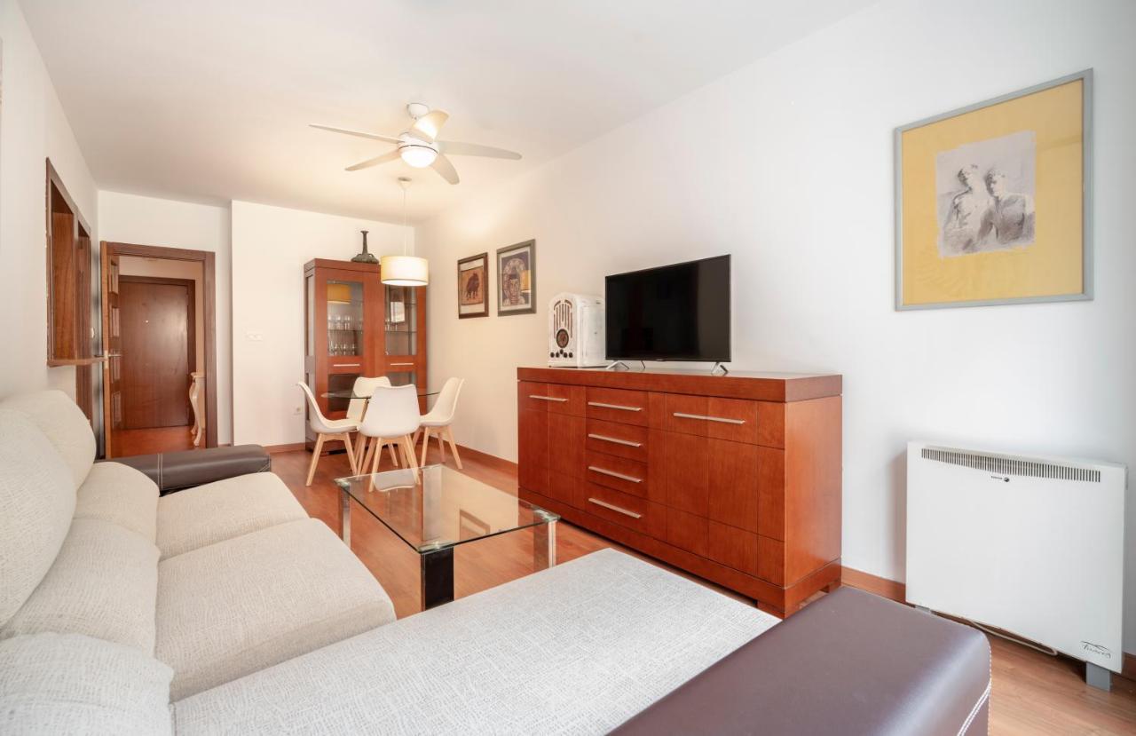 Enjoygranada Lujo Piscina Y Parking Apartment Exterior photo